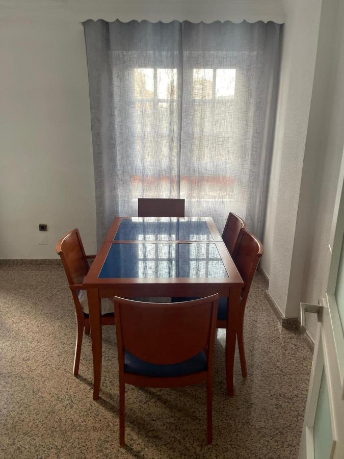 Encantadora Habitacion Privada Cerca Del Mar Màlaga Exteriér fotografie